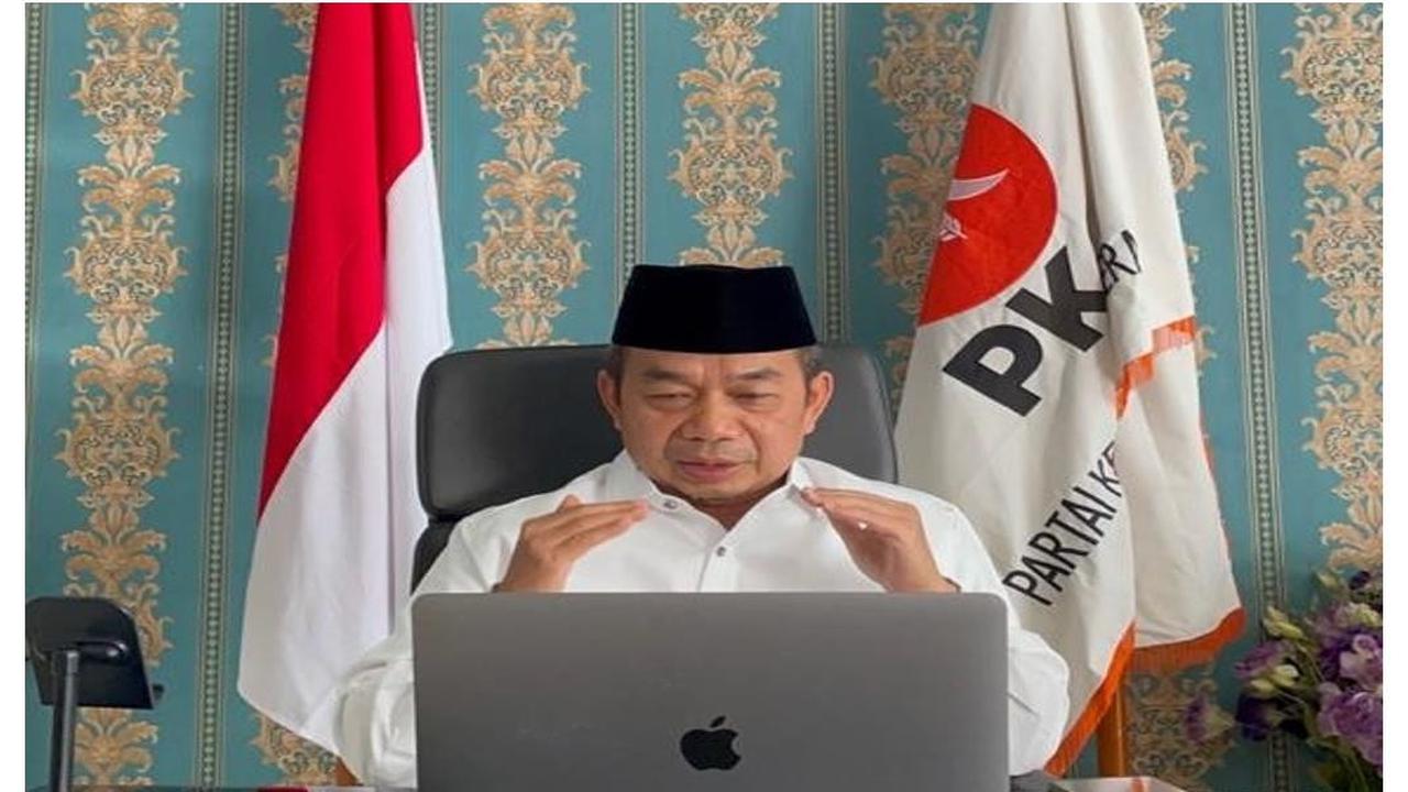 Ketua Fraksi PKS DPR Jazuli Juwaini.