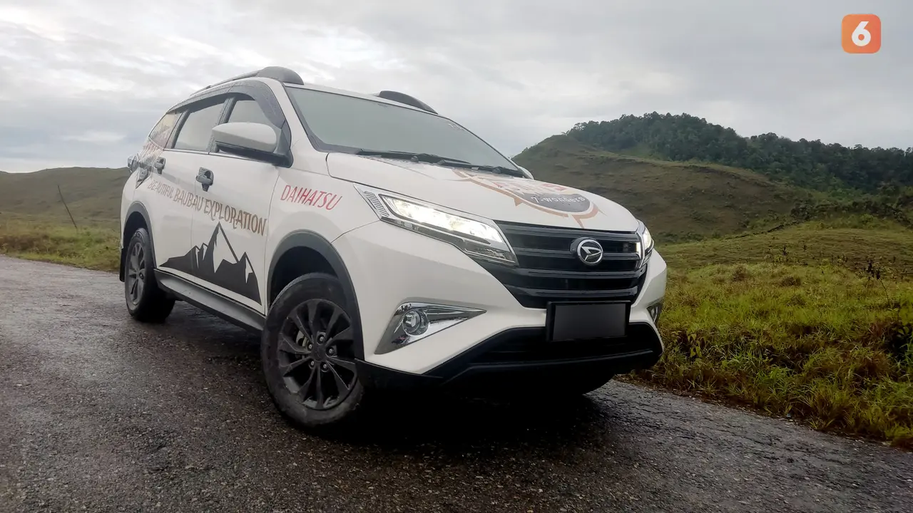 Daihatsu Terios 7 Wonders Baubau