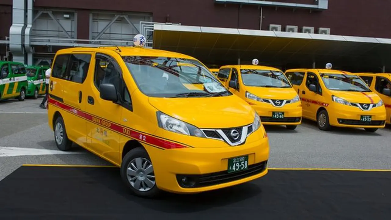 Nissan Evalia Resmi Jadi Taksi di Kampung Halamannya