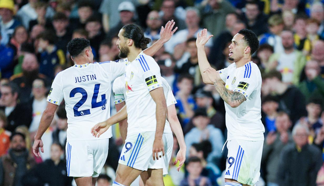 Leeds unggul sembilan poin dari zona degradasi dengan hanya tiga laga tersisa musim ini. (Martin Rickett/PA via AP)