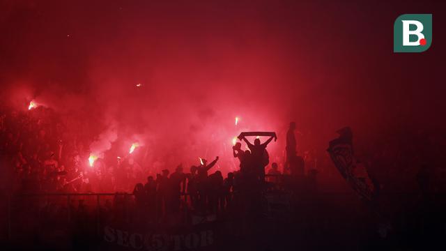 Foto: Bermain di Depan Ribuan The Jakmania, Persija Jakarta Dikalahkan Klub Malaysia di Laga Uji Coba