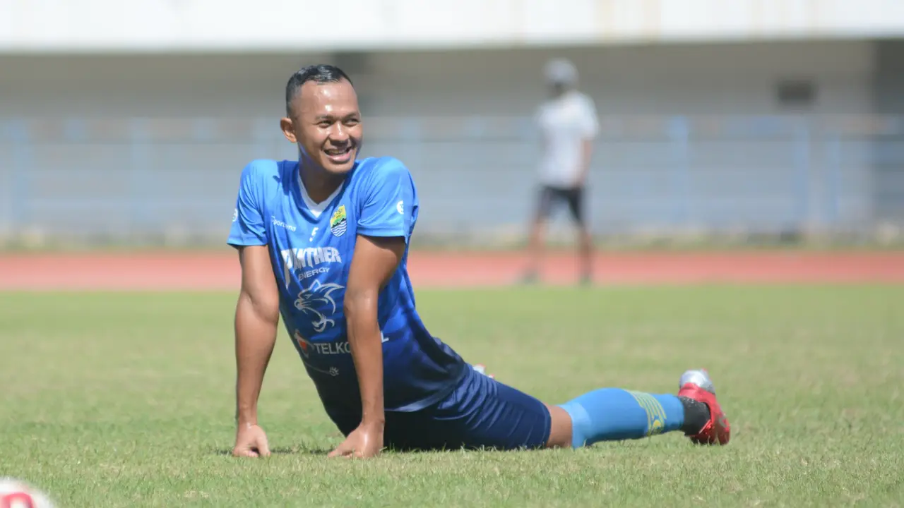 Sansan Fauzi