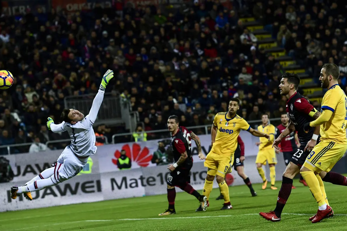 FOTO: Bungkam Cagliari, Juventus Tempel Ketat Napoli