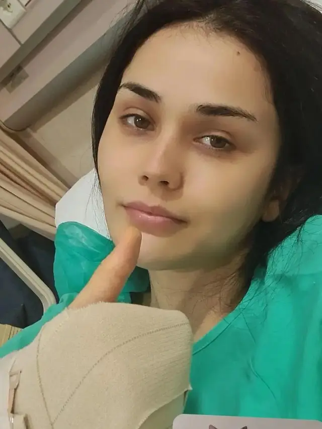 [Fimela] Penampilan tanpa Makeup Senk Lotta