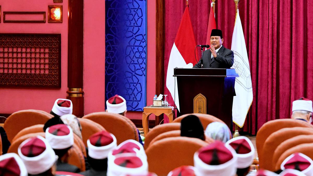 Mahasiswa Mendadak Hening.. Mata Prabowo Subianto Berkaca-kaca saat Kisahkan Heroiknya Gus Dur