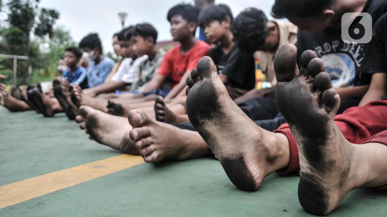 Duka Warga Rusunawa Marunda Tercemar Polusi Debu Batu Bara