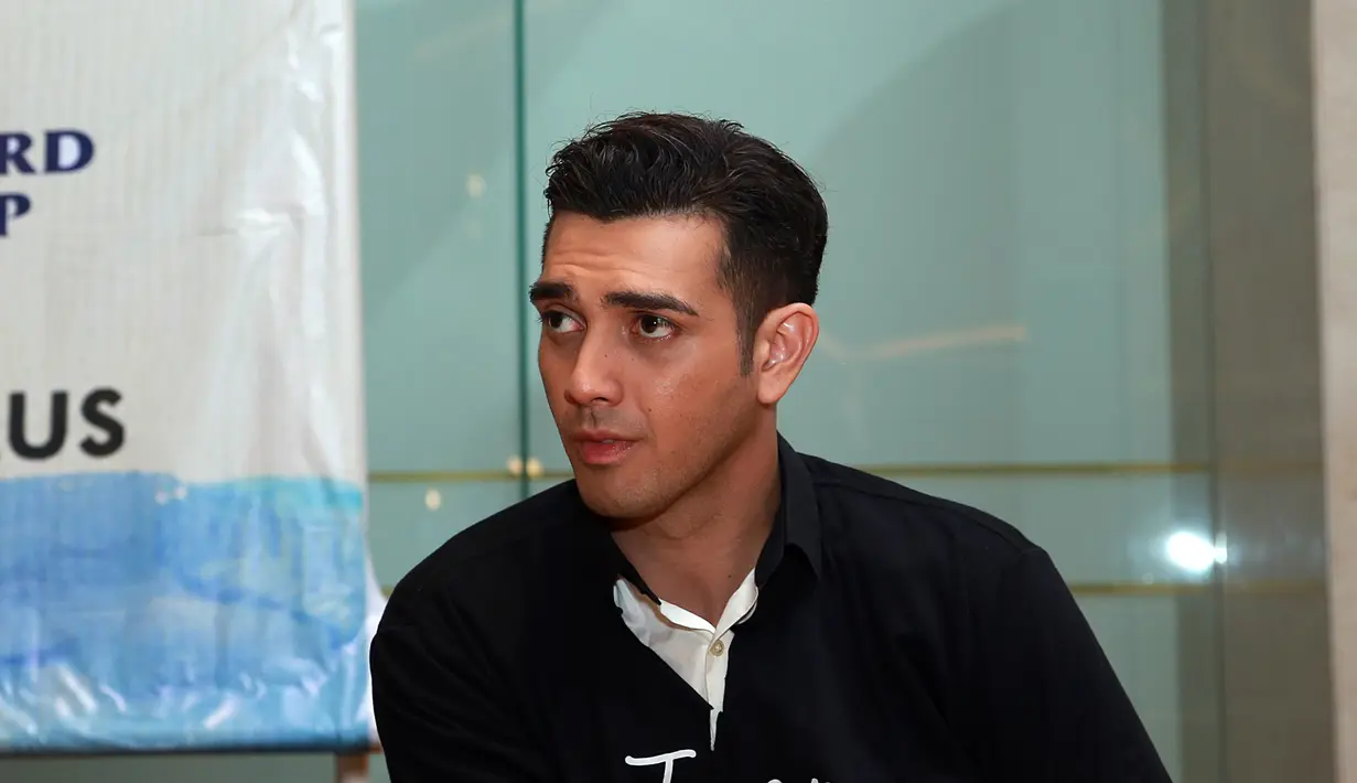 Ditemui di Ciputra Artpreneur Theater, Kuningan, Jakarta Selatan, Senin (21/9/2015), Fachri mengaku peran yang dilakoninya jauh berbeda dari peran-peran di film yang pernah dibintanginya. (Deki Prayoga/Bintang.com)