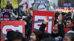 Presiden Korea Selatan Yoon Suk Yeol tidak menghiraukan mosi pemakzulan yang diajukan partai oposisi. (Anthony WALLACE/AFP)
