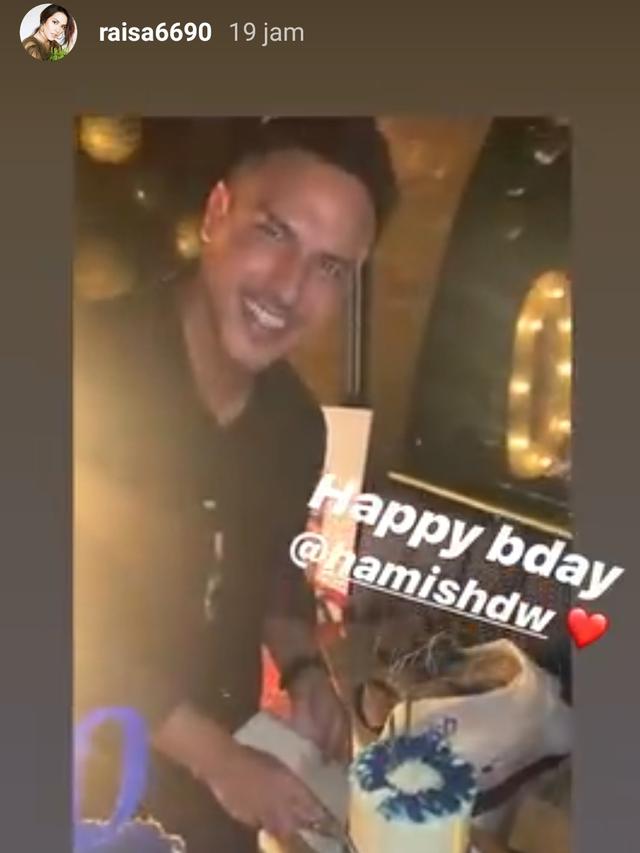 Hamish Daud Resmi Berusia 40 Tahun, Dirayakan dengan 4 Kue Ulang Tahun Serba Biru