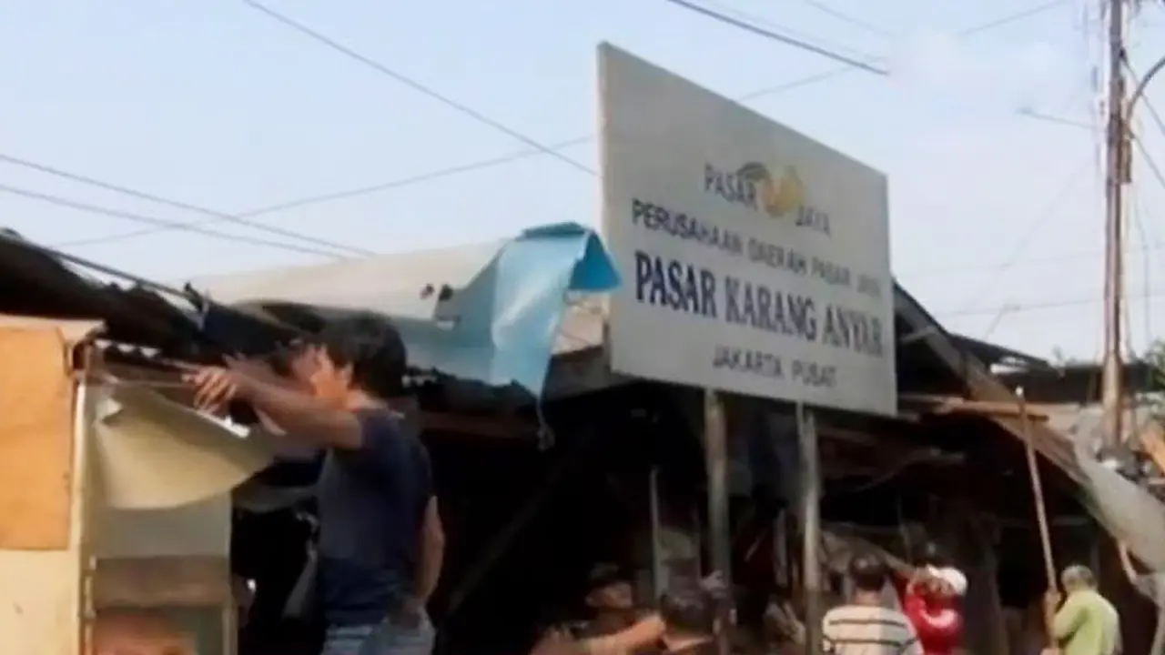 20150916-Gusur Pasar-Jakarta