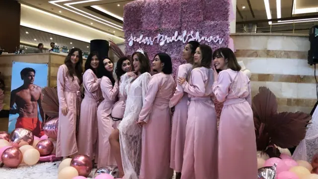 Momen bridal shower dari artis cantik Jessica Iskandar
