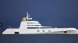 Cat Yacht Kurang Berkilau Seperti Cermin, Picu Gugatan Rp 1,7 Triliun Miliarder Rusia
