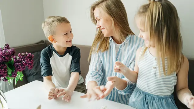 Cara Membentuk Anak untuk Lebih Disiplin dan Terorganisir Lewat Kebiasaan yang Dilakukan Sehari-hari