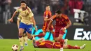 Tuan rumah AS Roma berpesta usai melibas tamunya dari Swiss, Servette, dengan skor telak 4-0 pada matchday ke-2 Grup G Liga Europa 2023/2024. (AP Photo/Alessandra Tarantino)
