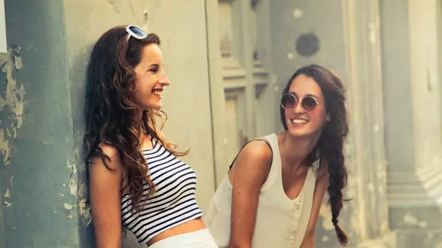 Ilustrasi Relationship Friends