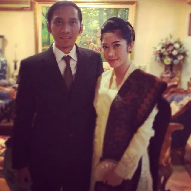 6 Potret Lawas Aliya Rajasa dan Ibas Yudhoyono di Awal Pernikahan, Romantis