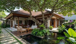 Teras Kolam Refleksi dengan Pohon Peneduh (Pond & Shade Tree Terrace). Foto: Gemini