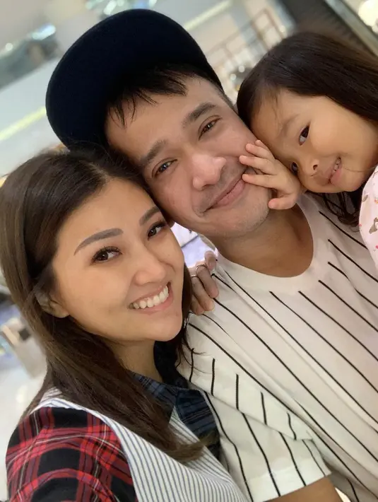 Ruben Onsu dan Sarwendah