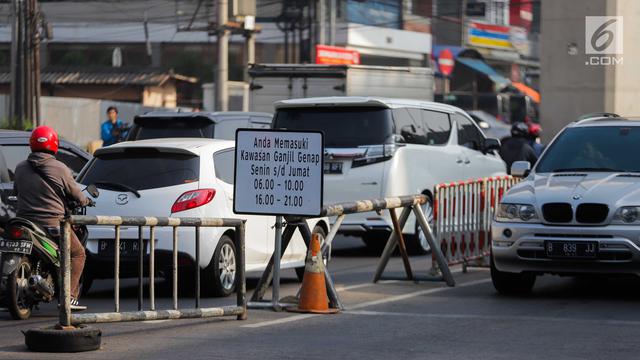 Perluasan Ganjil Genap Dimulai, Polisi Tilang Pelanggar