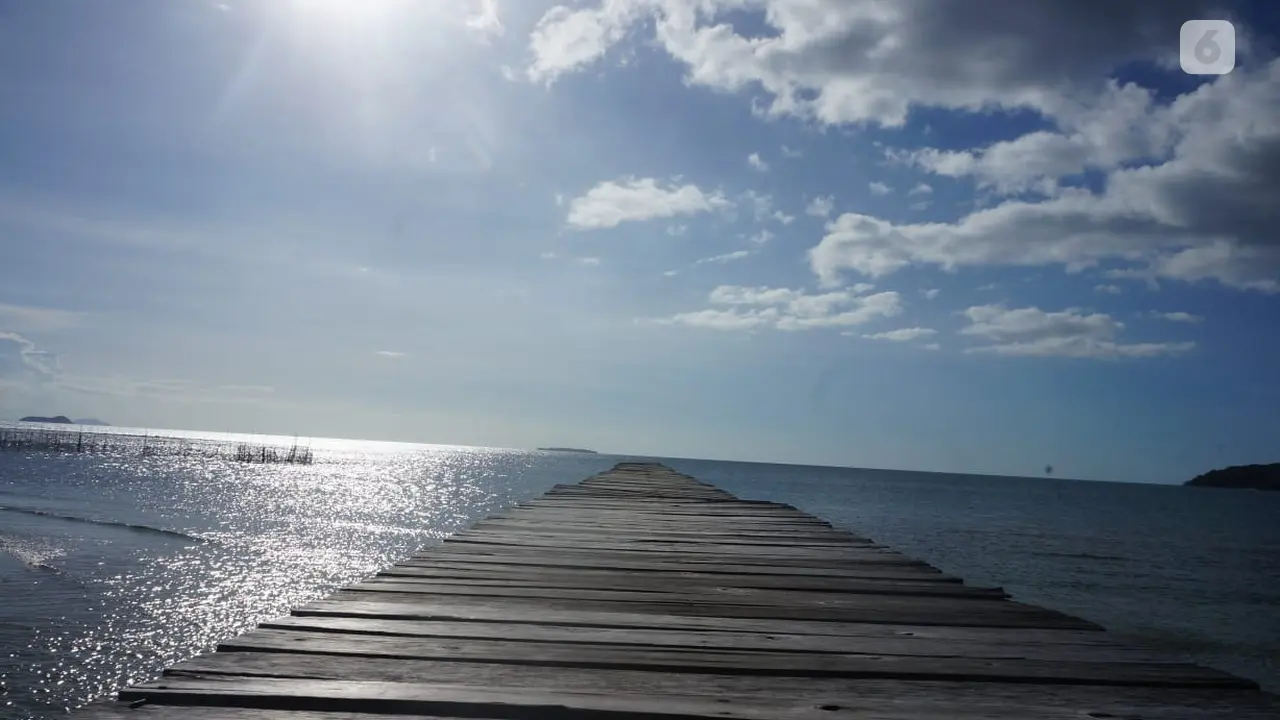 pantai logpon