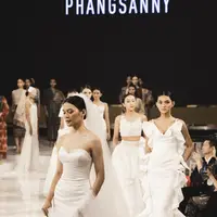 Intip koleksi busana terbaru Phangsanny yang puitis (dok. Learry Han)
