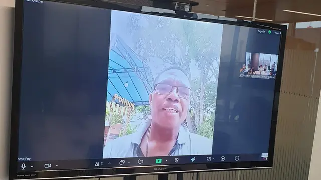 Sido Muncul Berikan Bantuan Rp350 Juta untuk Korban Bencana Erupsi Gunung Lewotobi Laki-Laki