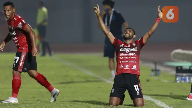 Foto: Tampil Spartan, 10 Pemain Bali United Tahan Imbang Persib Bandung di BRI Liga 1