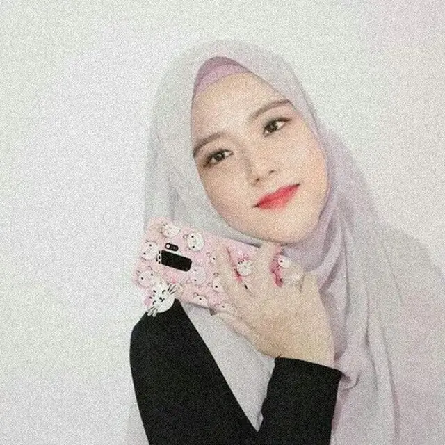 6 Editan Foto Jisoo Blackpink Jika Tinggal di Indonesia Ini Bikin Ngakak