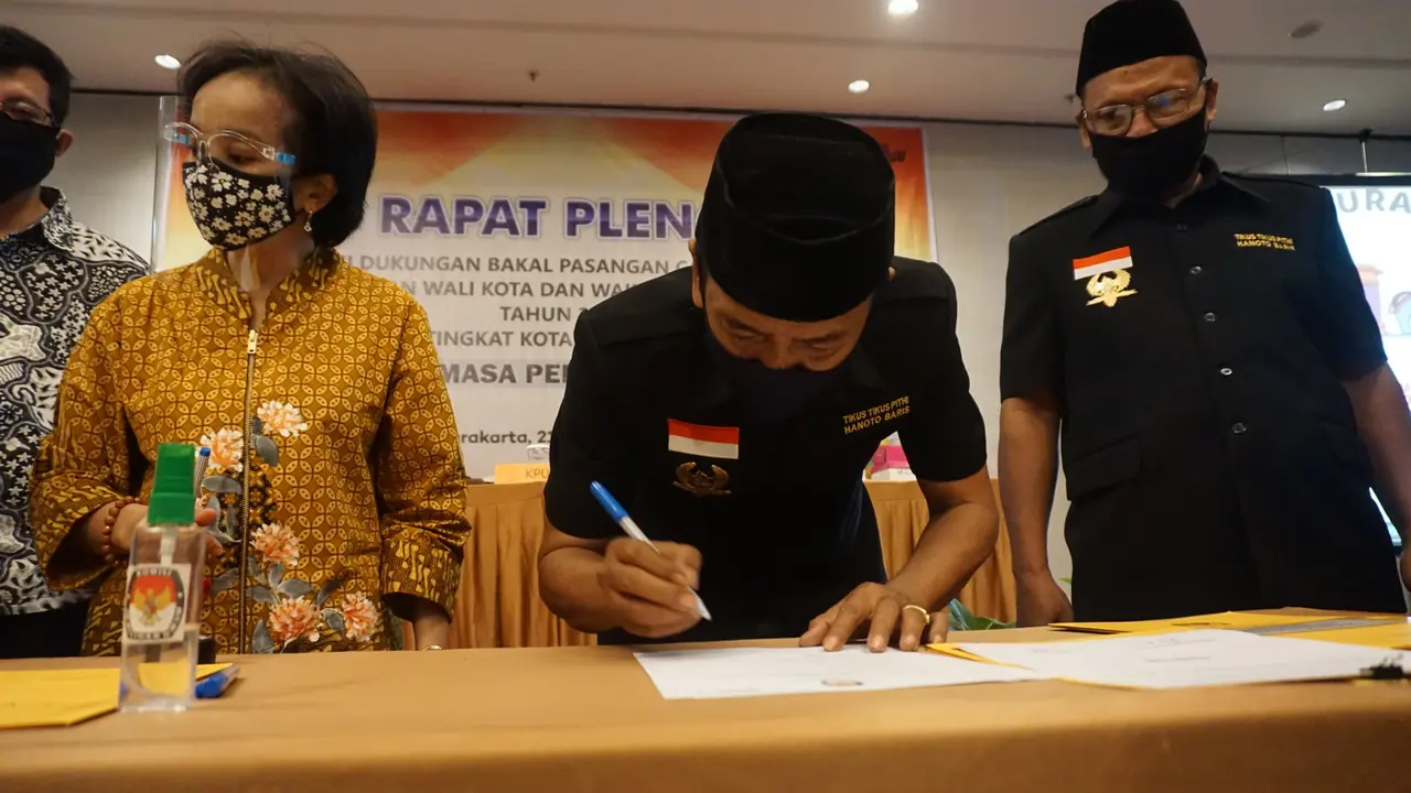 Bajo Pasangan Independen Pilkada Solo
