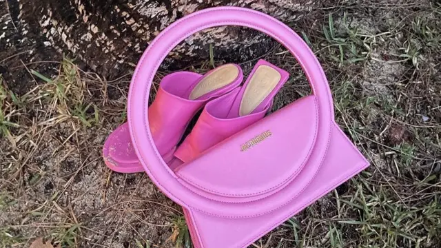 Gaya Jennie BLACPINK di Hawaii kenakan pakaian serba pink (@jennierubyjane)