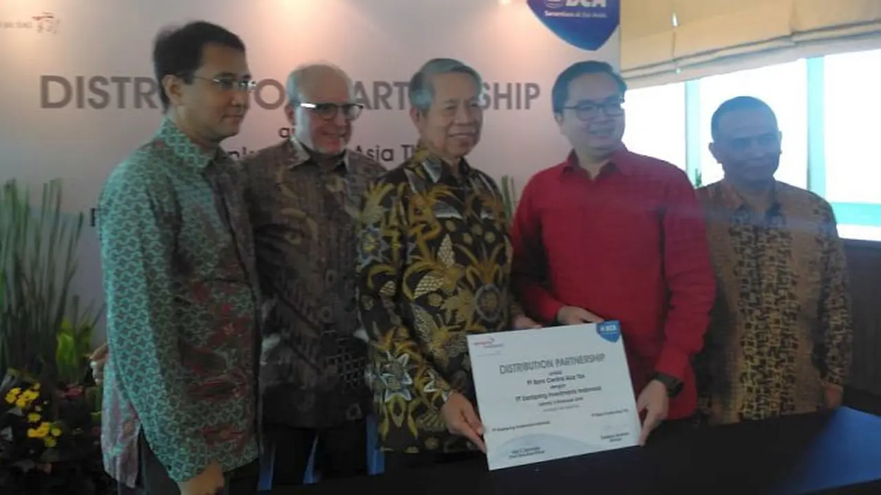 BCA) memberikan kemudahan berinvestasi bagi nasabahnya dengan menggandeng PT Eastspring Investments Indonesia. (Yayu Agustini Rahayu/Merdeka.com)