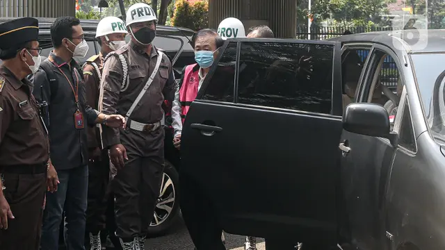 Surya Darmadi Jalani Pemeriksaan Perdana di Kejaksaan Agung