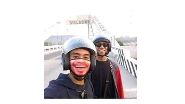 6 Desain Masker Nyeleneh Ini Sukses Bikin Geleng Kepala