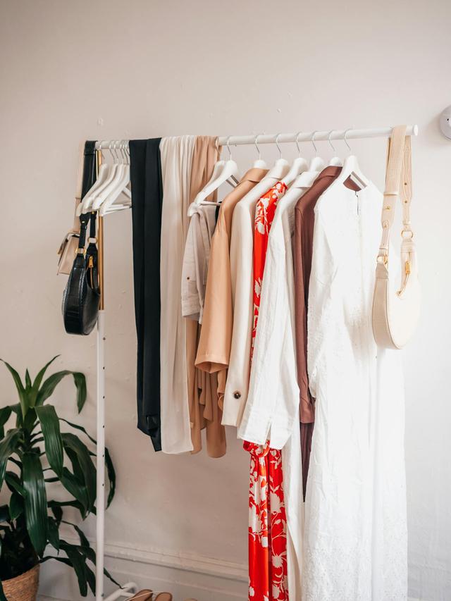 Tips Menyimpan Pakaian yang Baru Sekali Digunakan tapi Masih Belum Ingin Dicuci