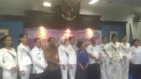 Kepala BNN Budi Waseso menobatkan 38 finalis Puteri Indonesia 2017 sebagai duta anti-narkoba. (Muhammad Radityo Priyasmoro/Liputan6.com)