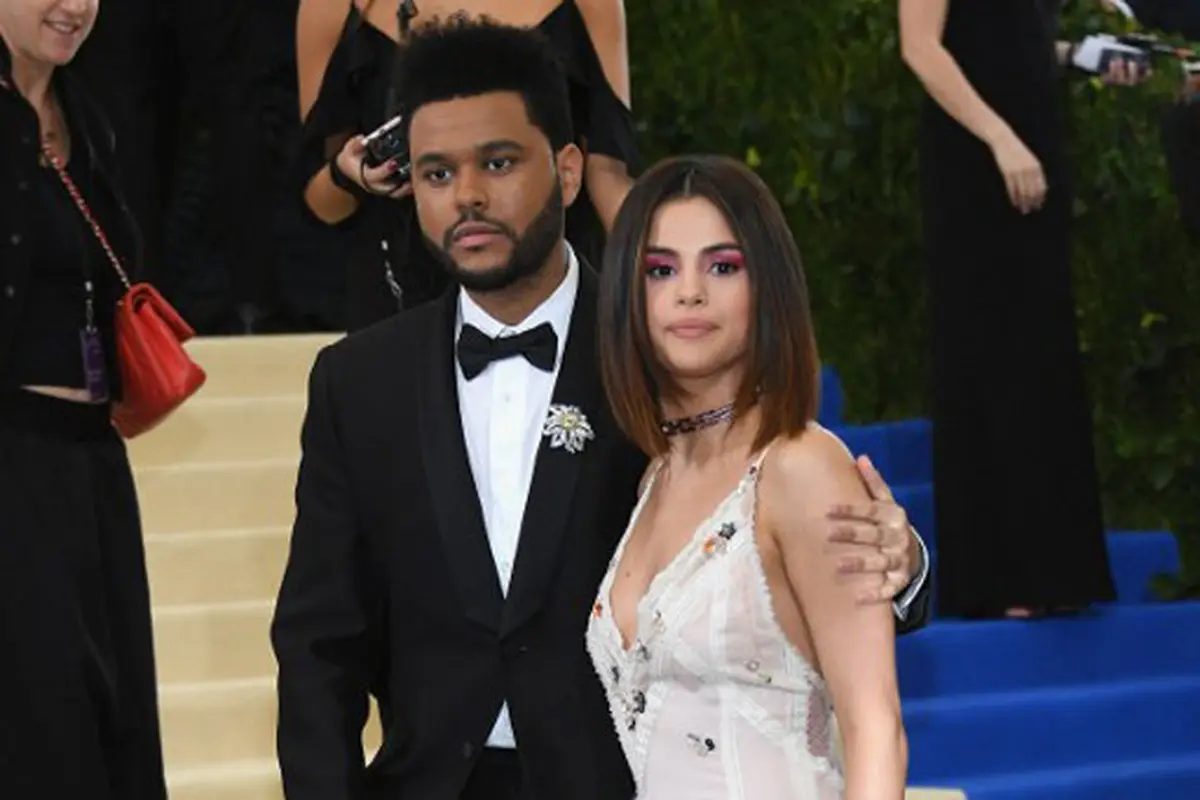 [Bintang] Selena Gomez - The Weeknd