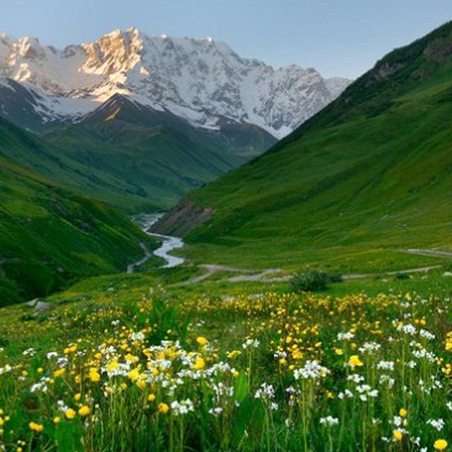 Svaneti Keindahan Tersembunyi Di Pegunungan Kaukasus Lifestyle Liputan6 Com
