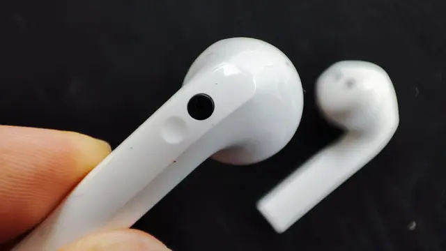 Redmi Buds 3 (Liputan6.com/Giovani Dio Prasasti)