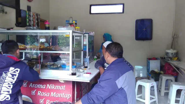 20170131-Sidang Ahok-Jakarta-Warteg
