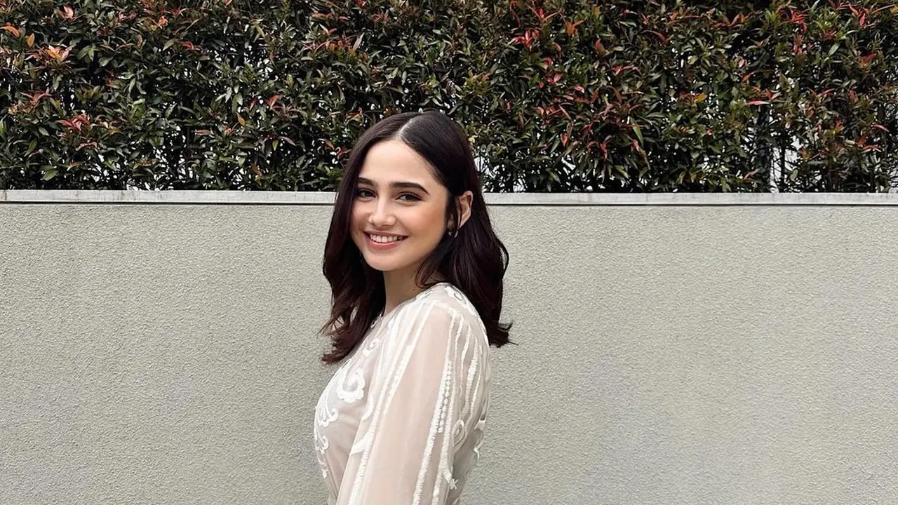 Syifa Hadju