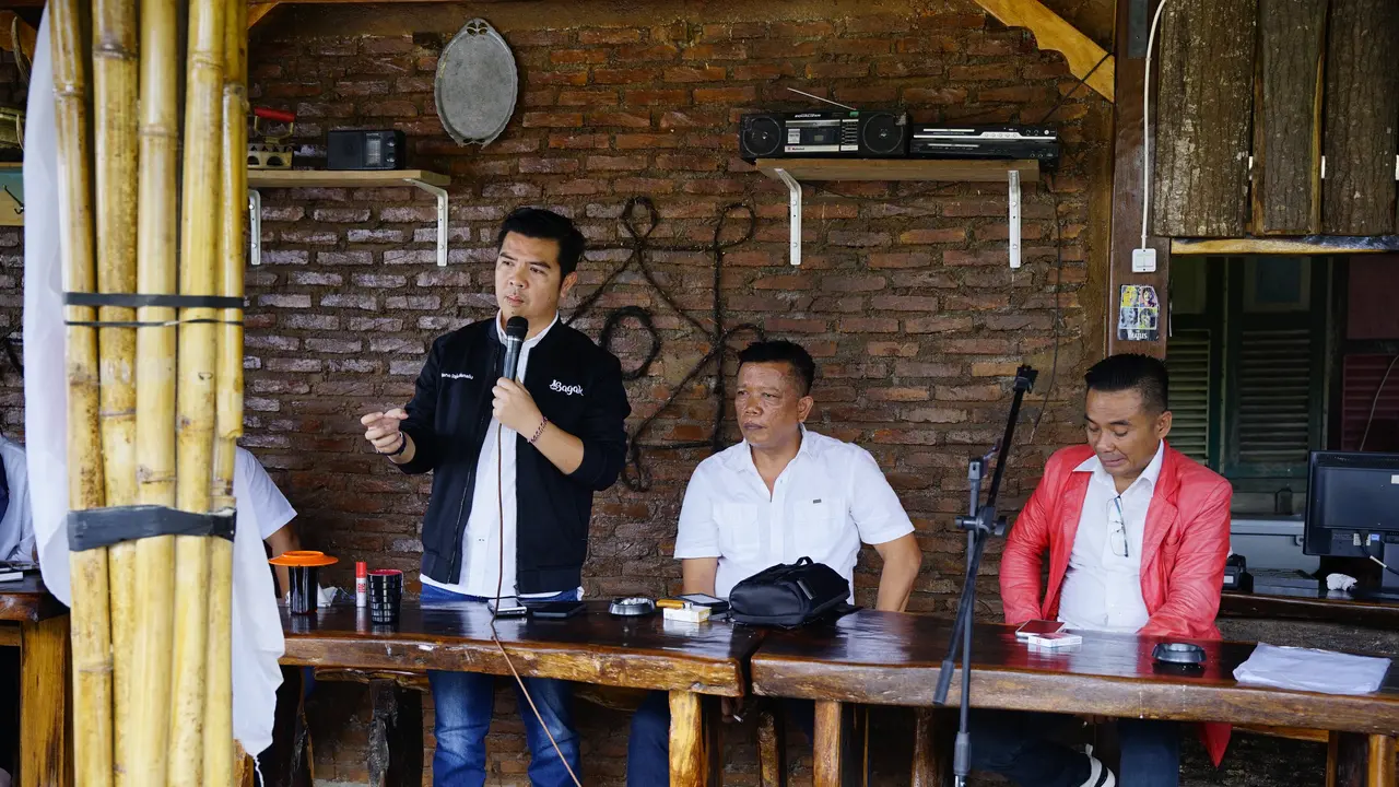 Tim Komunikasi Politik DPP PDI Perjuangan, Bane Raja Manalu, mendapat dukungan penuh dari DPC Pospera (Posko Perjuangan Rakyat) Kabupaten Karo, Sumatera Utara. (Istimewa)