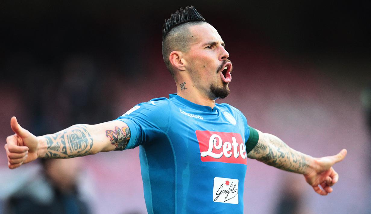 Marek Hamsik. Gelandang Slovakia yang kini menjalani musim pertama bersama Trabzonspor total telah tampil dalam 409 laga di Serie A Liga Italia dengan torehan 100 gol dan 82 assist. Dua klub yang pernah dibelanya di Serie A adalah Brescia dan Napoli sejak 2004 hingga 2019. (AFP/Carlo Hermann)