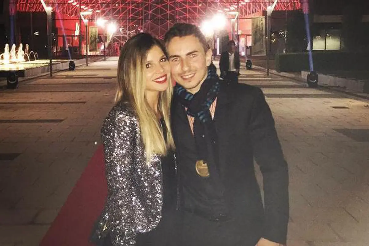 Jorge Lorenzo dan Nuria Tomas