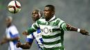 1. William Carvalho (Sporting CP), gelandang bertahan berusia 23 tahun ini merupakan bidikan beberapa klub elite Eropa. Kekuatan, kecepatan dan kontrol bola yang baik membuatnya piawai mengontrol lini tengah. (AFP/Patricia De Melo Moreira)