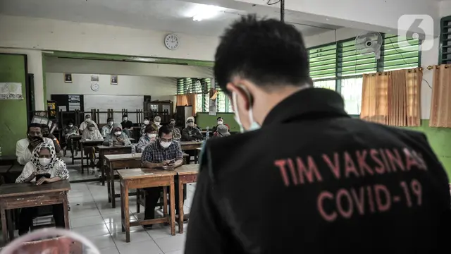 FOTO: 21,5 Juta Lansia Ditargetkan Dapat Vaksinasi COVID-19 Tahap Kedua