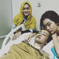 Nia Anggia ceritakan kondisi Jupe dua hari sebelum meninggal dunia (Instagram/@anggitheperez)