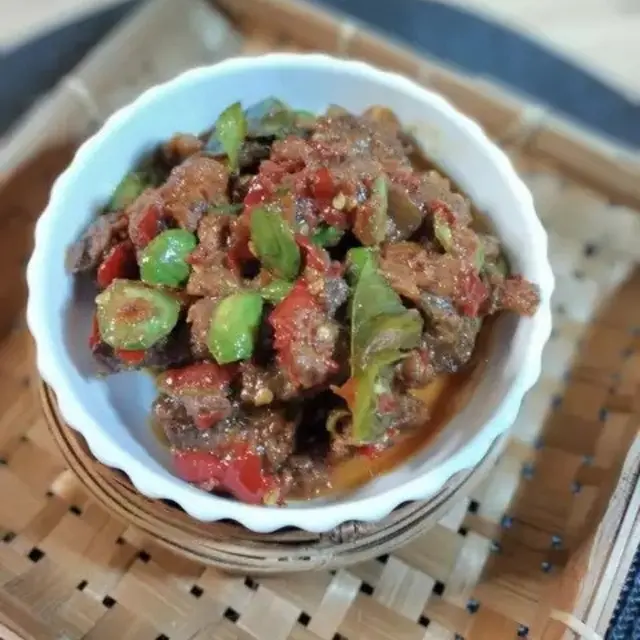 Resep sambal bajak petai tetelan sapi. (dok. Cookpad @AnieSaryono)