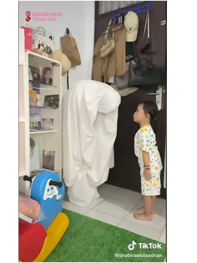 Curi Perhatian, Ini 6 Potret Gemas Shabira Alula Bocah 3 Tahun yang Viral di TikTok
