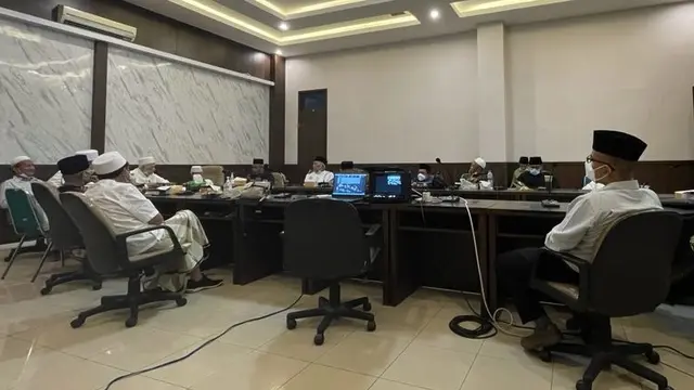 Rapat PWNU Jawa Timur menghasilkan usulan Muktamar NU digelar  tahun ini. (Dian Kurniawan/Liputan6.com)
