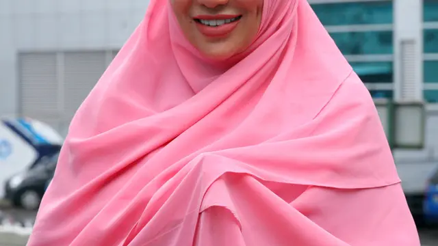 [Bintang] Cinta Penelope